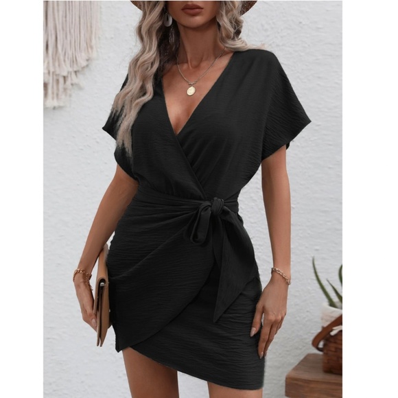 Black Wrap Side Tie Mini Dress Short Sleeves - Picture 4 of 9